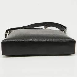 Tom Ford Black Grain Leather Messenger Bag