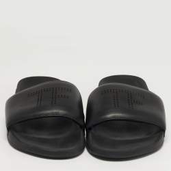 Pre Owned صندل توماس فورد هاريسون مسطح جلد أسود بشعار مثقوب مقاس 43