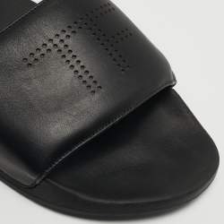 Pre Owned صندل توماس فورد هاريسون مسطح جلد أسود بشعار مثقوب مقاس 43