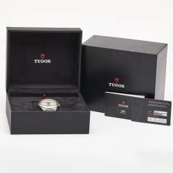 Pre Owned Tudor Silver Dial Stainless Steel Royal M28600-0001 Men's Wristwatch 41 mm