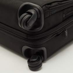 Pre Owned حقيبة مستندات تومي ألفا 3 ديلوكس نايلون أسود بأربع عجلات