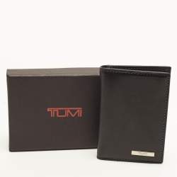 Pre Owned TUMI Multi Window Black Leather Card Holder