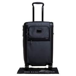 Pre Owned Tumi Grey/Black Nylon Alpha 2 International Expandable 4 Wheel Carry On Luggage