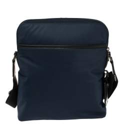 Pre Owned TUMI Navy Blue/Black Nylon Freeland Double Zip Crossbody Bag