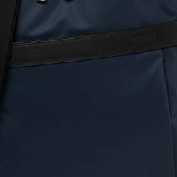 Pre Owned TUMI Navy Blue/Black Nylon Freeland Double Zip Crossbody Bag