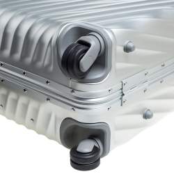 Pre Owned TUMI Silver 19 Degrees Aluminum Extended Trip Packing Case