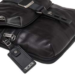 TUMI Metallic Black Leather Alpha Bravo Arnold Zip Flap Messenger Bag