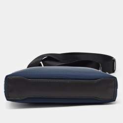 Pre Owned TUMI Navy Blue/Black Nylon and Leather Arrive Owen Crossbody Bag