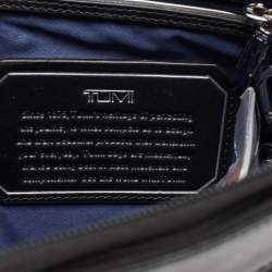 Pre Owned TUMI Navy Blue/Black Nylon and Leather Arrive Owen Crossbody Bag