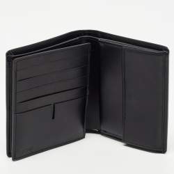 Pre Owned Tumi Black Leather Global Vertical Flip Coin Wallet