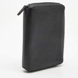 Tumi Black Leather Zip Around Clutch Organizer