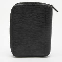 Tumi Black Leather Zip Around Clutch Organizer