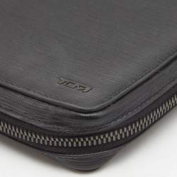 Tumi Black Leather Zip Around Clutch Organizer