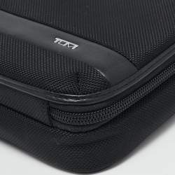 Pre Owned TUMI Black Nylon Alpha Triple Zip Clutch