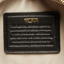 مملوكة مسبقًا TUMI Soma Larkin Black Nylon 4 Wheeled Compact Luggage