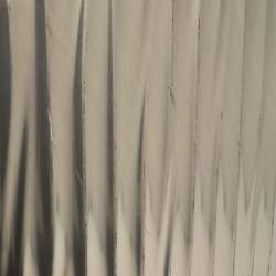 Pre Owned TUMI Sliver Polycarbonate 19 Degree International Carry On Luggage