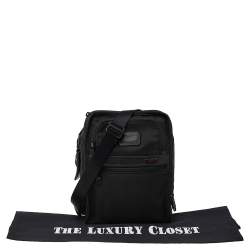 Pre Owned TUMI Black Nylon Alpha 2 Messenger Bag
