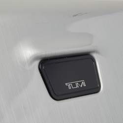 Pre Owned TUMI Grey Polycarbonate 4 Wheeled Vapor Lite Briefcase