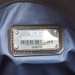 Pre Owned TUMI Black Nylon Arrive Lucas Crossbody Bag