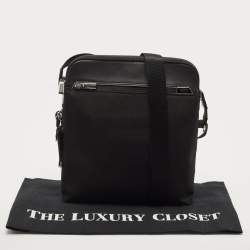 Pre Owned TUMI Black Nylon Arrive Lucas Crossbody Bag