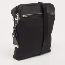 Pre Owned TUMI Black Nylon Arrive Lucas Crossbody Bag
