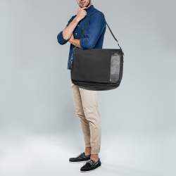 Pre Owned TUMI Black Nylon and Leather Spirit of Imagination Messenger Bag