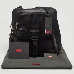 Pre Owned TUMI Black Leather Alpha Bravo Arnold Zip Expandable Messenger Bag
