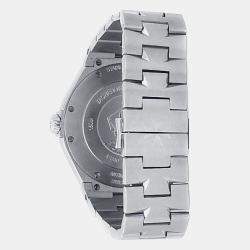 Pre Owned Vacheron Constantin  Overseas 47040/B01A-9093 Automatic Silver Stainless Steel Men's Wristwatch 43 mm