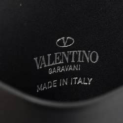 Pre Owned حامل هاتف فالنتينو جلد أسود بحبل طويل