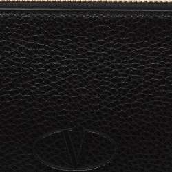 Pre Owned Valentino Garavani Black Leather Pouch