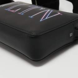 مملوكة مسبقًا Valentino Black Leather VLTN Crossbody Bag