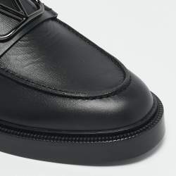 Pre Owned Valentino Black Leather Rockstud VLogo Loafers Size 42.5