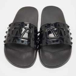 Pre Owned Valentino Black Rubber Rockstud Pool Slides Size 46