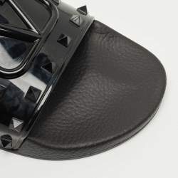 Pre Owned Valentino Black Rubber Rockstud Pool Slides Size 46