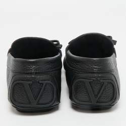 Pre Owned Valentino Black Leather VLogo Driver Loafers Size 40