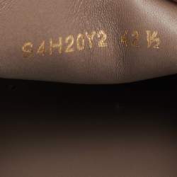 مملوكة مسبقًا حذاء لوفرز فالنتينو سليب أون قماش مميز وجلد بني طيني روكستد مقاس 42.5