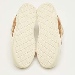 Pre Owned حذاء رياضي فالنتينو ون ستد جلد سويدي وجلد بني فاتح وأبيض منخفض م ن أعلى مقاس 41.5 حجم كبير جدًا