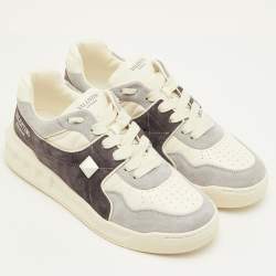Pre Owned Valentino One Stud XL Size 41.5 Grey/White Suede and Leather Low Top Sneakers