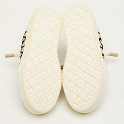 Pre Owned حذاء رياضي فالنتينو وان ستد جاكار ايقونوغراف فاتح البني / أبيض جلد مقاس كبير 41.5