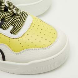 Pre Owned حذاء رياضي فالنتينو ون ستد جلد أبيض/أصفر فاتح عنق منخفض مقاس 41.5