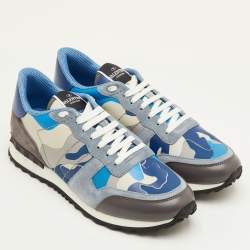 مملوكة مسبقًا حذاء رياضي فالنتينو روك رنر قماش مموه أزرق/بيج مقاس 41.5 جلد وزغب