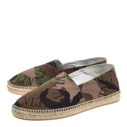Pre Owned Valentino Camouflage Canvas VLTN Grid Espadrille Flat Sandals Size 44.5