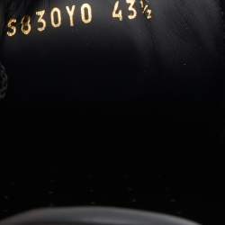 Pre Owned Valentino Black/White Leather VLTN Rockstud Low Top Sneakers Size 43.5