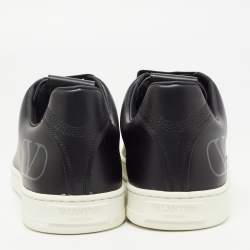 Pre Owned Valentino Black Leather VLogo Low Top Sneakers Size 42