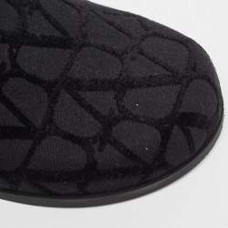 Pre Owned Valentino Garavani Black Fabric and Leather Toile Iconographe VLogo Mules Size 42