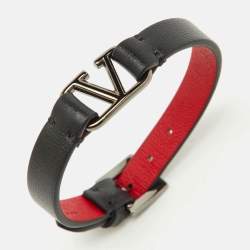 Pre Owned Valentino Black Leather VLogo Signature Bracelet