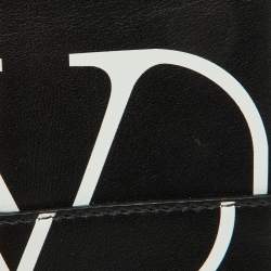 Pre Owned Valentino Black Leather VLTN Bifold Card Case