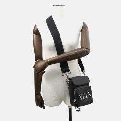 Pre Owned Valentino Garavani Cross Body Bag Black Leather