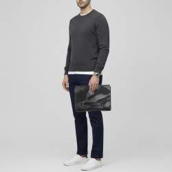 Pre Owned حقيبة كلاتش فالنتينو روكستود قماش وتمس الأسود/الرمادي</