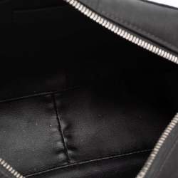 مملوكة مسبقًا Valentino Black Nylon and Leather VLogo Belt Bag